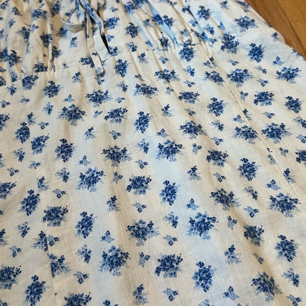 White & Blue Floral Dress - Picture 8 of 9